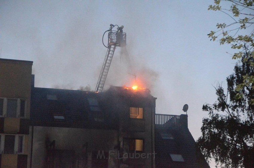 Feuer 3 Koeln Vingst Burgstr P293.jpg